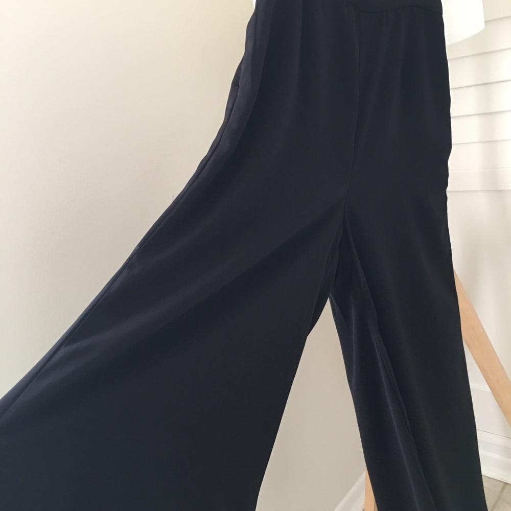 Wide Leg Pants in Black from Keepsake, size XXS.